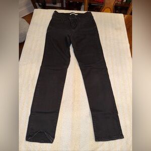 Levis Women 312 Shaping Slim Jeans|25x32| Black Denim|Skinny
